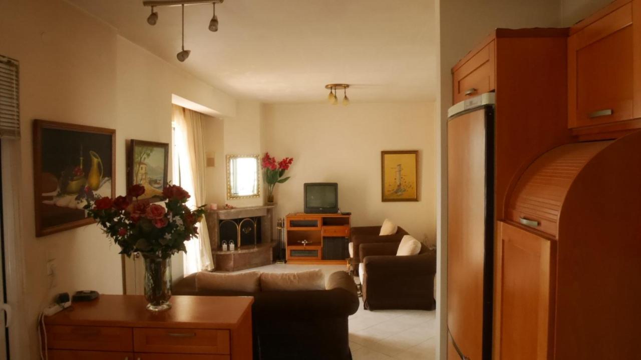 Villa With The View Of Palamidi And Bourtzi Nauplia Exterior foto